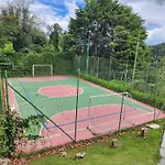 Duplex Em Castelo | Piscina Aquecida, Lareira E Wi-Fi