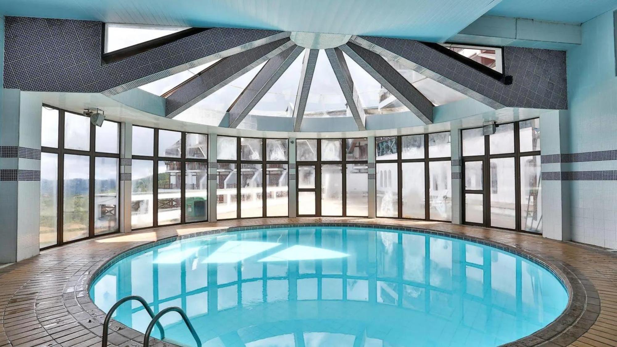 Duplex Em Castelo | Piscina Aquecida, Lareira E Wi-fi Apartamento Campos do Jordão